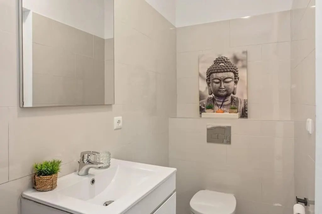 Vakantiewoning - Zwembad - Nabij Mambo Beach Apartment Willemstad